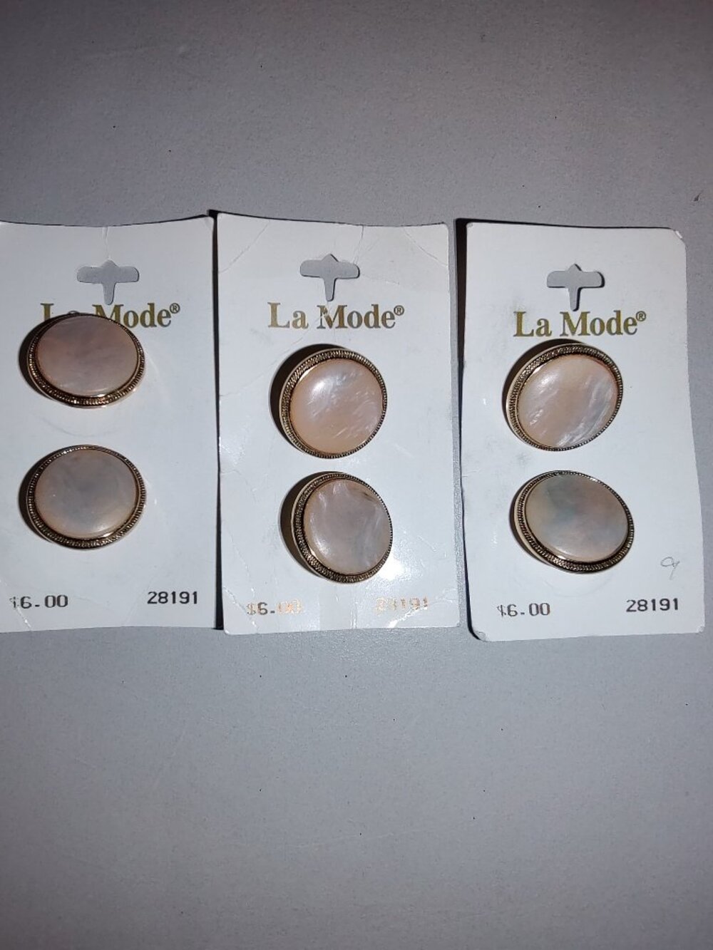 LAMODE BUTTONS SIX #28191 PEACH SHADING 7/8" (22MM) NEW OLD STOCK ITALY
